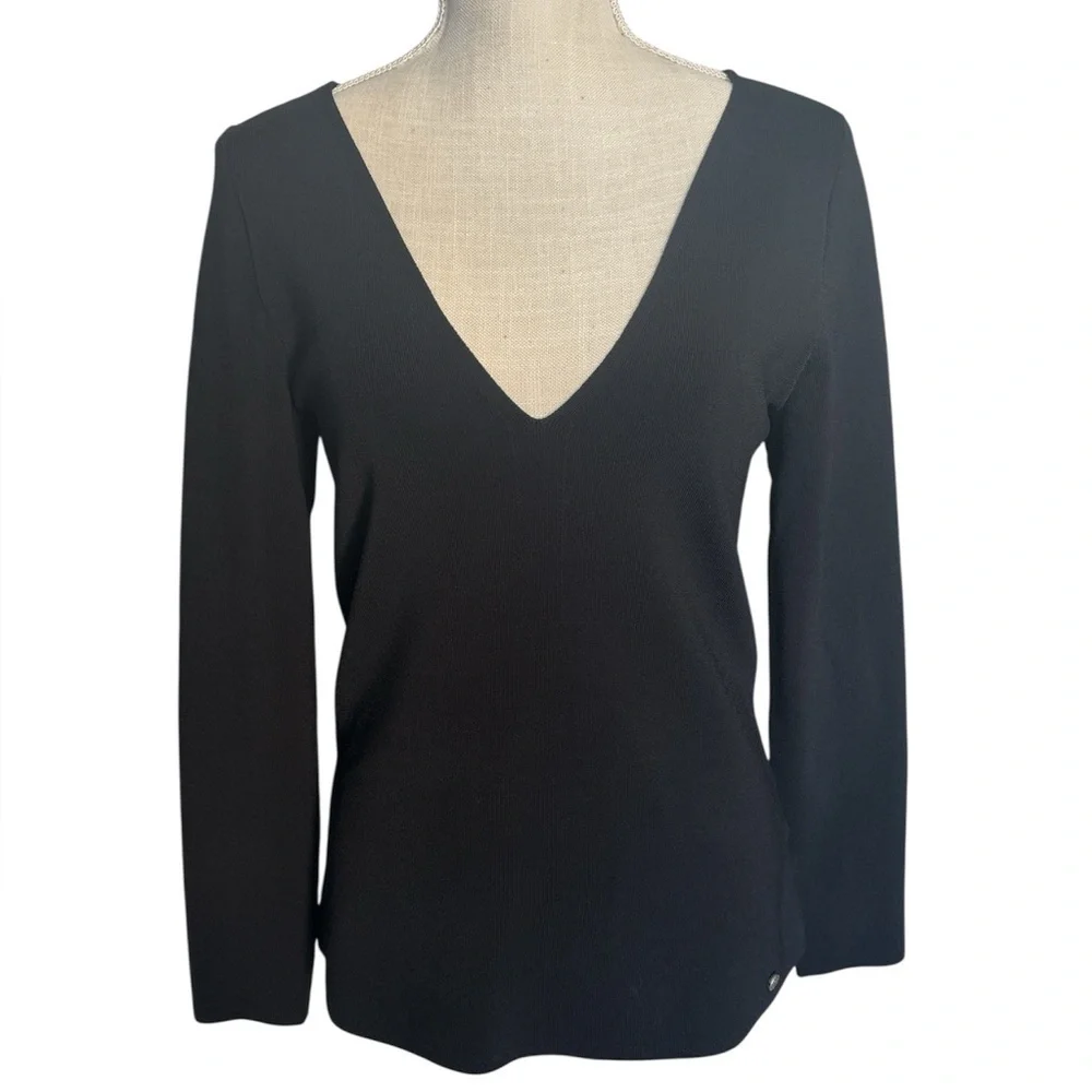 Ted Baker Cileste V Neck Knit Top in Black Size Small 5 (US 12) EUC